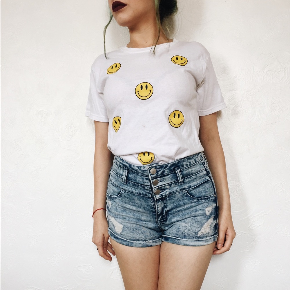 Smiley face t-shirt 🙂
